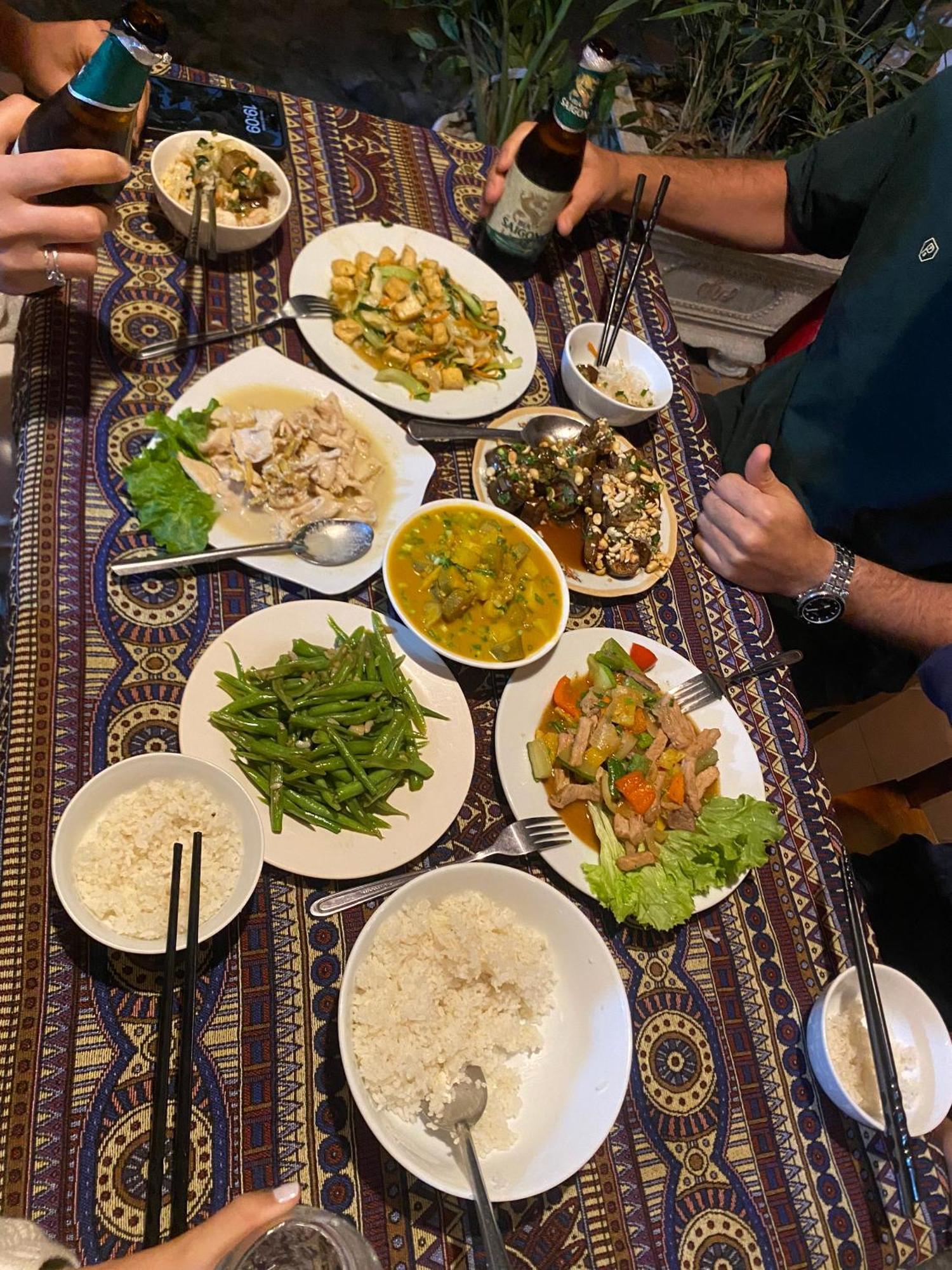 Phong Nha Dawn Home מראה חיצוני תמונה